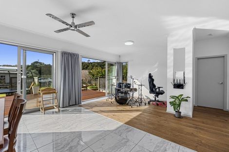 Photo of property in 962 Kahikatea Flat Road, Waitoki, Kaukapakapa, 0871