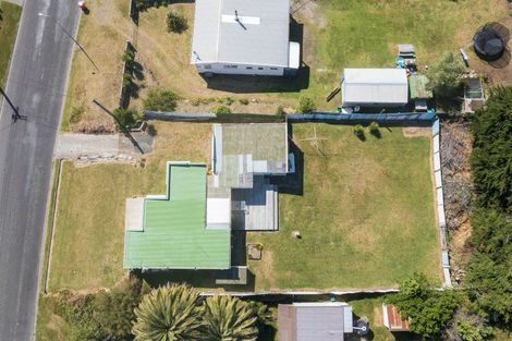 Photo of property in 38 Pratt Avenue, Foxton Beach, Foxton, 4815