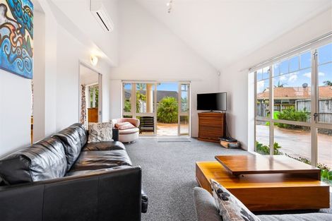 Photo of property in 40 Starlight Cove, Hobsonville, Auckland, 0618