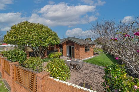 Photo of property in 7 Strachan Way, Highbury, Palmerston North, 4412