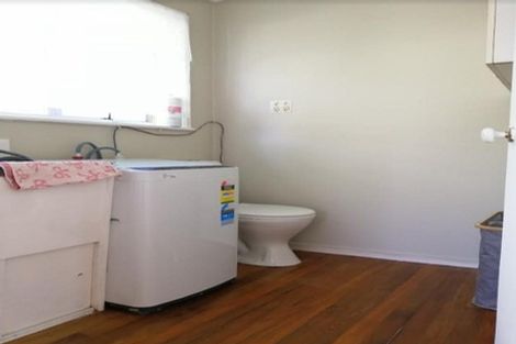 Photo of property in 103 Cascades Road, Pakuranga Heights, Auckland, 2010