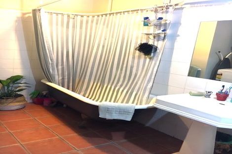 Photo of property in 37 Lawrence Street, Newtown, Wellington, 6021