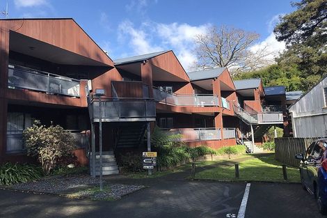 Photo of property in 14 The Avenue, Albany, Auckland, 0632