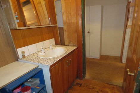 Photo of property in 29 Hattie Street, Reefton, 7830