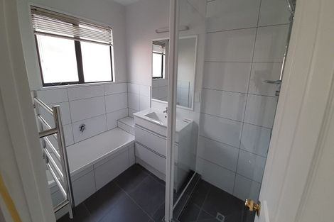 Photo of property in 2 Wendy Place, Heathcote Valley, Christchurch, 8022