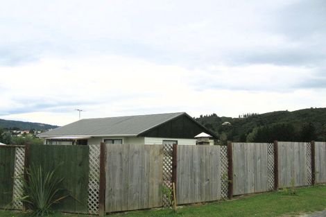 Photo of property in 48c Norana Road, Timberlea, Upper Hutt, 5018