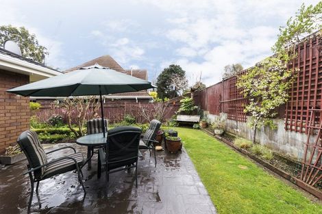 Photo of property in 4 Jensen Court, Hokowhitu, Palmerston North, 4410