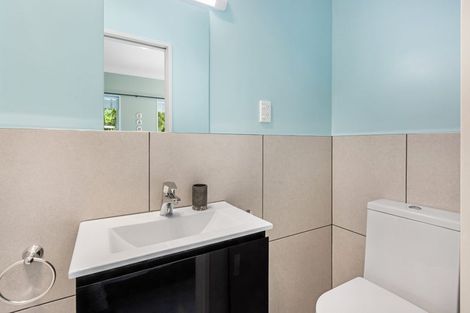 Photo of property in 137 Centaurus Road, Saint Martins, Christchurch, 8022