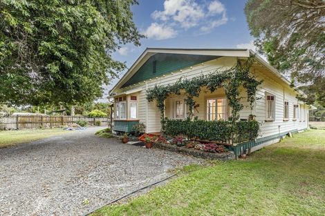 Photo of property in 930 Kahikatea Flat Road, Waitoki, Kaukapakapa, 0871