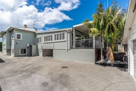 Photo of property in 173 Vauxhall Road, Narrow Neck, Auckland, 0624