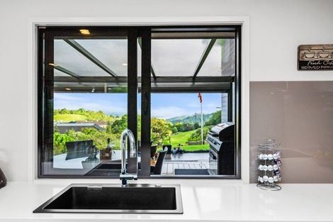 Photo of property in 24 Chatsfield Place, Te Kamo, Whangarei, 0112