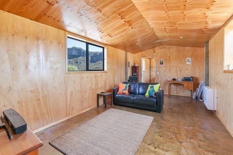 Photo of property in 102 Wharariki Road, Puponga, Collingwood, 7073