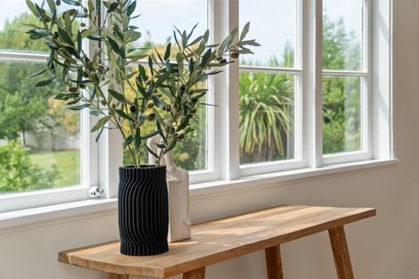 Photo of property in 47 Philomel Crescent, Bayswater, Auckland, 0622