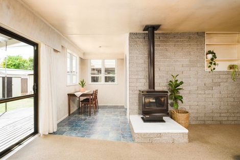 Photo of property in 42 Totara Street, Te Hapara, Gisborne, 4010