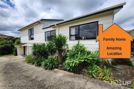 Photo of property in 2/221 Manuka Road, Bayview, Auckland, 0629