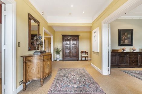 Photo of property in 1 Saint Georges Bay Road, Parnell, Auckland, 1052