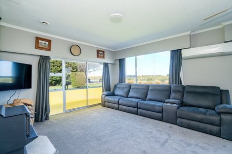 Photo of property in 460 Tiwai Road, Awarua Plains, Invercargill, 9877