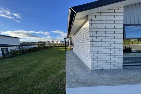 Photo of property in 10 Captain Rings Drive, Papakura, 2110