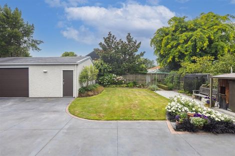 Photo of property in 150 Clyde Road, Burnside, Christchurch, 8053