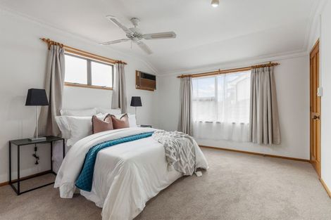 Photo of property in 46a East Coast Road, Milford, Auckland, 0620