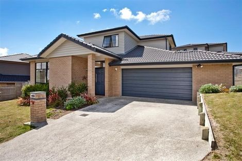 Photo of property in 29 Canyon Drive, Oteha, Auckland, 0632