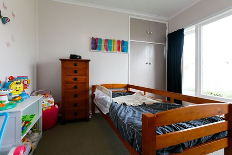 Photo of property in 1a Carthew Street, Feilding, 4702