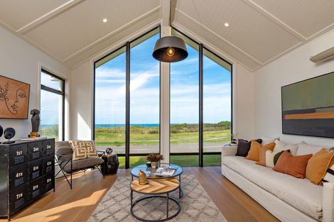 Photo of property in 16 Pacific Parade, Coastlands, Whakatane, 3120