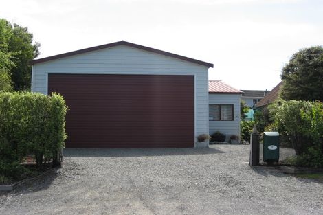 Photo of property in 2 Victoria Close, Picton, 7220
