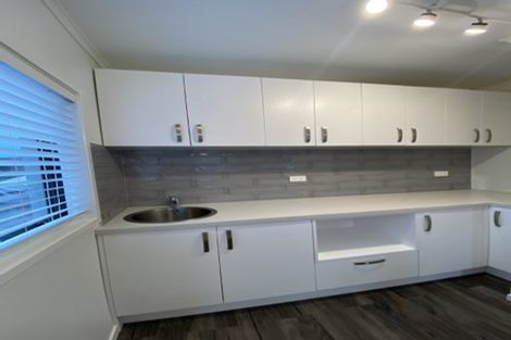 Photo of property in 2a Redwood Drive, Massey, Auckland, 0614