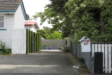 Photo of property in 2/11 Hollyford Avenue, Bryndwr, Christchurch, 8053