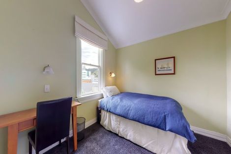 Photo of property in 16 Hall Street, Newtown, Wellington, 6021