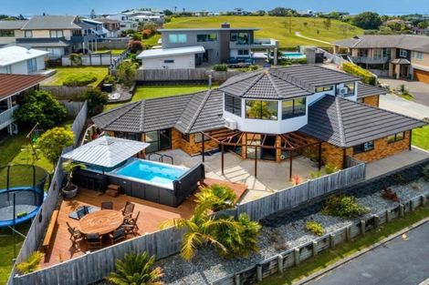 Photo of property in 5 Havilah View, Army Bay, Whangaparaoa, 0930