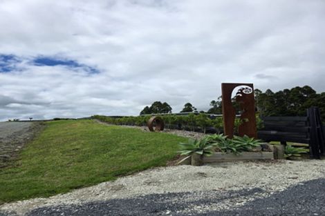 Photo of property in 283 Cames Road, Kaiwaka, 0975