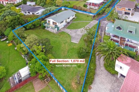 Photo of property in 14 Shanaway Rise, Hillcrest, Auckland, 0627