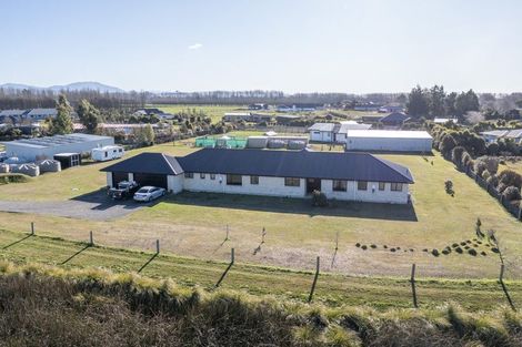 Photo of property in 8 Northside Drive, Waikuku, Rangiora, 7473