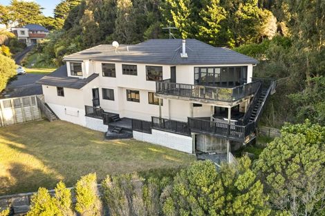 Photo of property in 12 The Topdeck, Whitby, Porirua, 5024