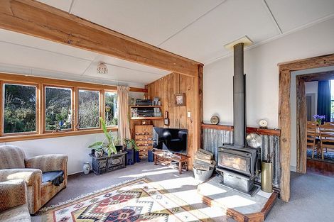 Photo of property in 68 Hall Road, Sawyers Bay, Port Chalmers, 9023