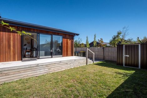 Photo of property in 19 Maize Street, Jacks Point, Queenstown, 9371