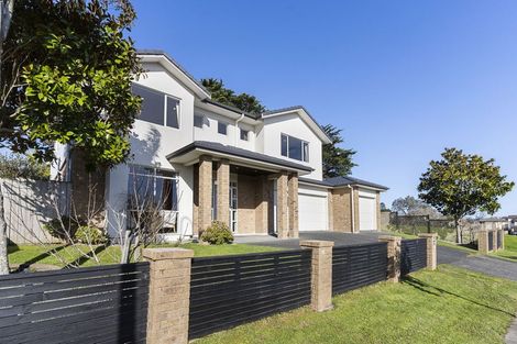 Photo of property in 86 Coachman Drive, Flat Bush, Auckland, 2016