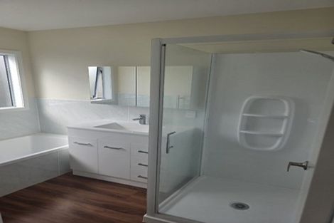 Photo of property in 344 Tukapa Street, Hurdon, New Plymouth, 4310