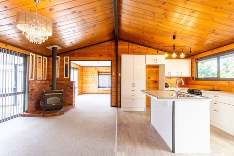 Photo of property in 2 Hunter Street, Dannevirke, 4930