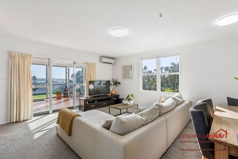 Photo of property in 213 Jervois Road, Herne Bay, Auckland, 1011