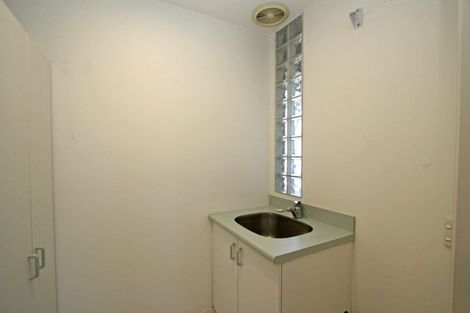 Photo of property in 3/120 Saint Aubyn Street, New Plymouth, 4310