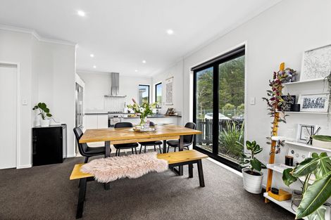 Photo of property in 1 Pukewhero Rise, Westgate, Auckland, 0614