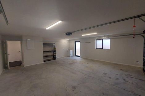 Photo of property in 5 Ruru Lane, Hurworth, New Plymouth, 4310