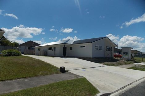 Photo of property in 19 Clyde Crescent, Roslyn, Palmerston North, 4414