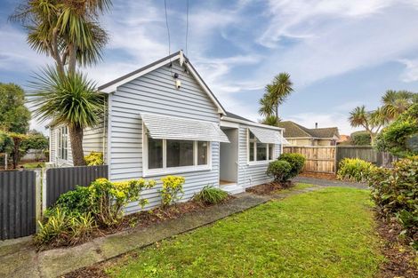 Photo of property in 7 Estuary Road, New Brighton, Christchurch, 8061