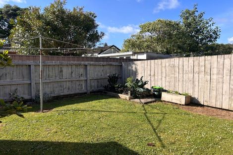 Photo of property in 2/42a Kitenui Avenue, Mount Albert, Auckland, 1025