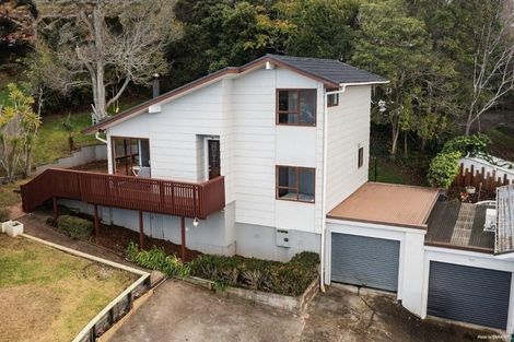 Photo of property in 2/74 Ayton Drive, Totara Vale, Auckland, 0629