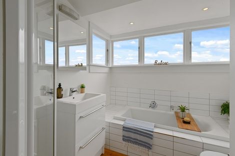 Photo of property in 4 Langdale Place, Scarborough, Christchurch, 8081